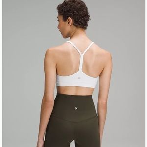 Flow Y Bra Nulu
Light Support, A-C Cups